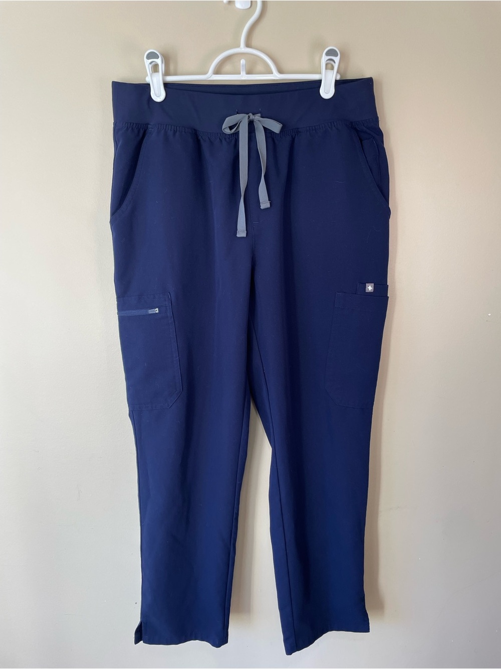 FIGS Navy Yola High-Rise Slim Scrub Pants - Large Petite (L/P)